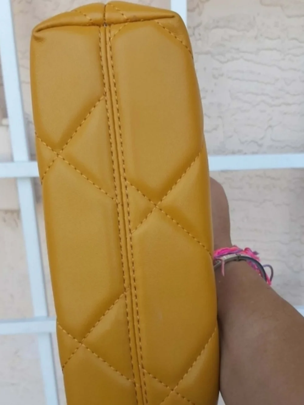 ANNE KLEIN Quilted "Emerson" Hobo Shoulder Bag 4 Pc Set - Picture 6 of 17